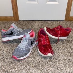2 pairs of Nike Shoes